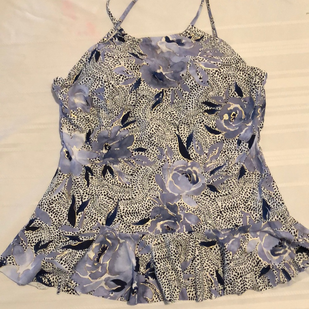 Women’s tankini swim top